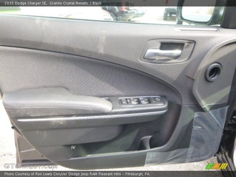 Granite Crystal Metallic / Black 2015 Dodge Charger SE
