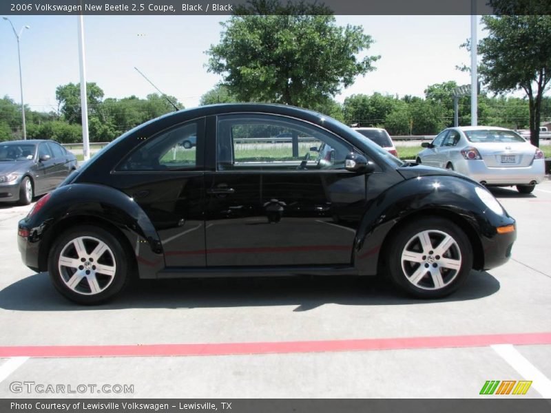 Black / Black 2006 Volkswagen New Beetle 2.5 Coupe