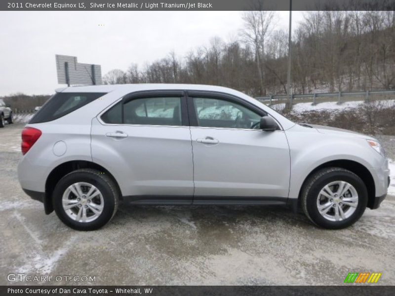 Silver Ice Metallic / Light Titanium/Jet Black 2011 Chevrolet Equinox LS