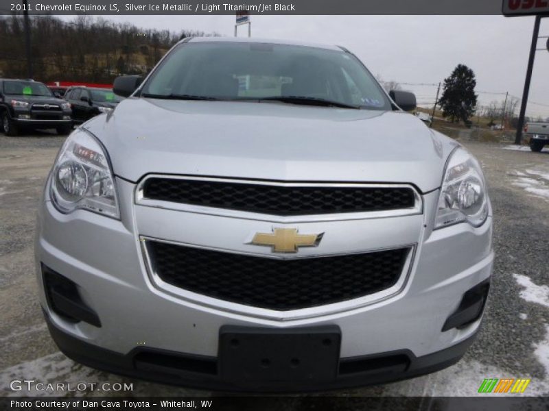 Silver Ice Metallic / Light Titanium/Jet Black 2011 Chevrolet Equinox LS