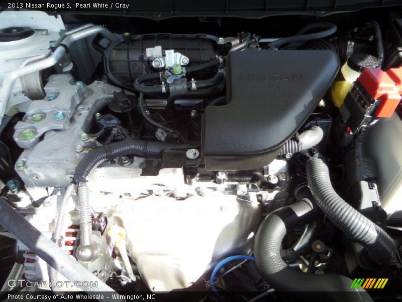 Pearl White / Gray 2013 Nissan Rogue S
