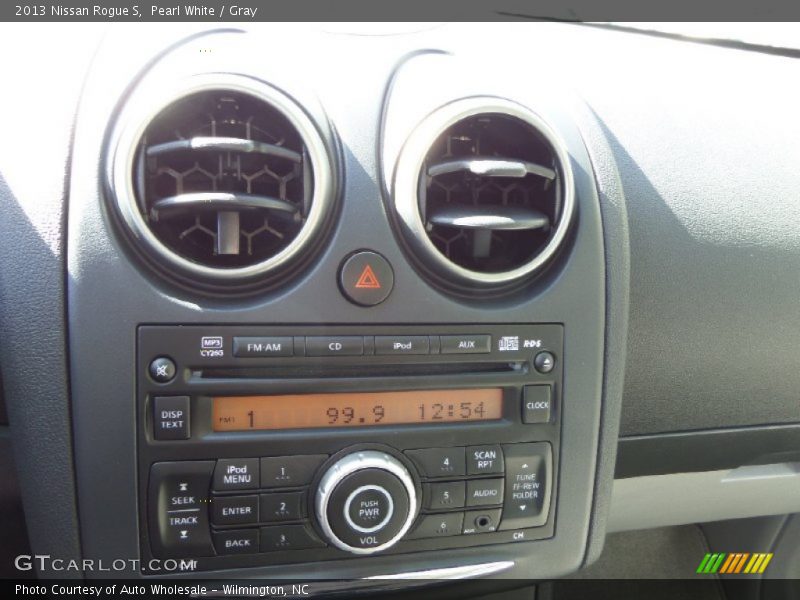 Pearl White / Gray 2013 Nissan Rogue S