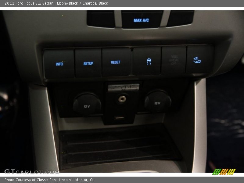 Ebony Black / Charcoal Black 2011 Ford Focus SES Sedan