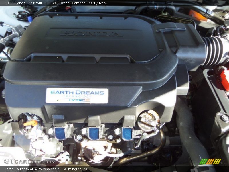 White Diamond Pearl / Ivory 2014 Honda Crosstour EX-L V6