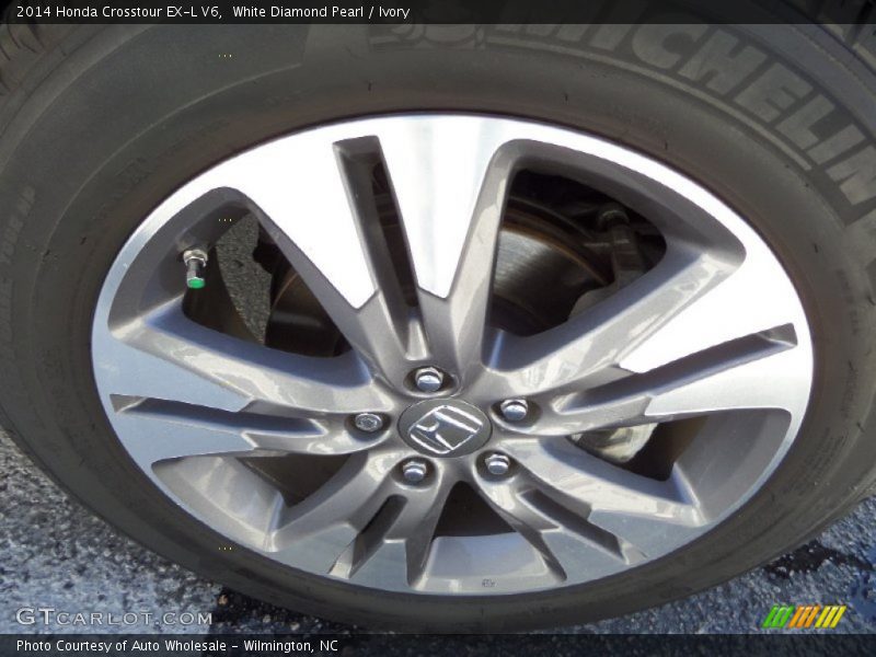 White Diamond Pearl / Ivory 2014 Honda Crosstour EX-L V6