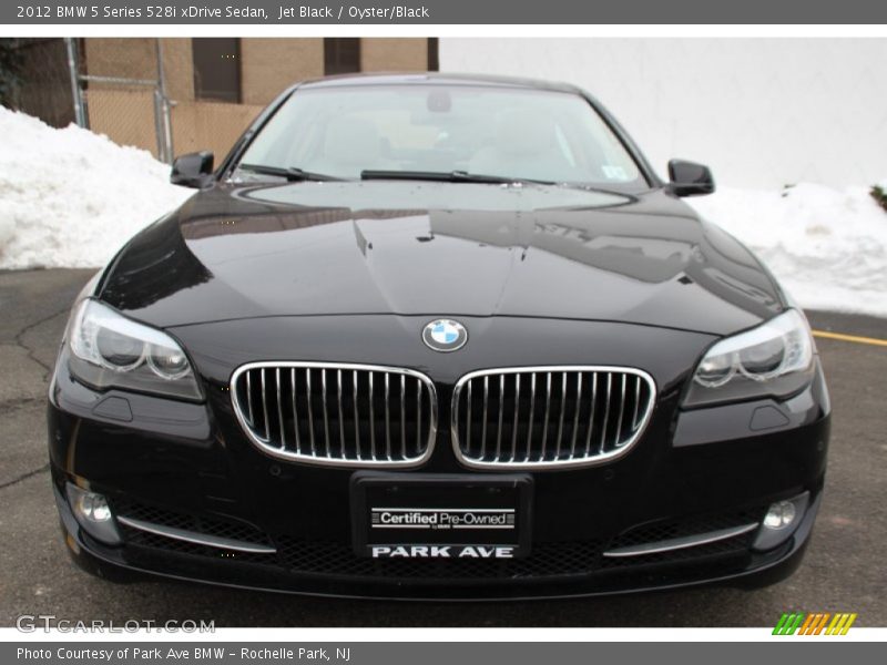 Jet Black / Oyster/Black 2012 BMW 5 Series 528i xDrive Sedan