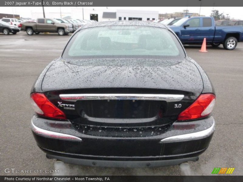 Ebony Black / Charcoal 2007 Jaguar X-Type 3.0
