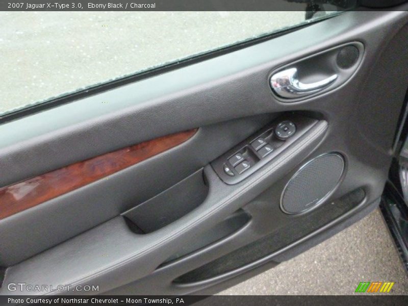 Ebony Black / Charcoal 2007 Jaguar X-Type 3.0