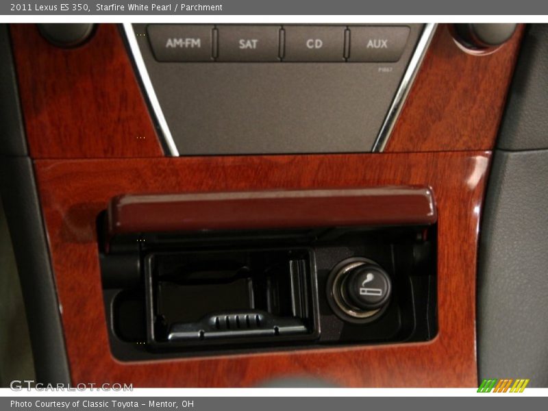 Starfire White Pearl / Parchment 2011 Lexus ES 350