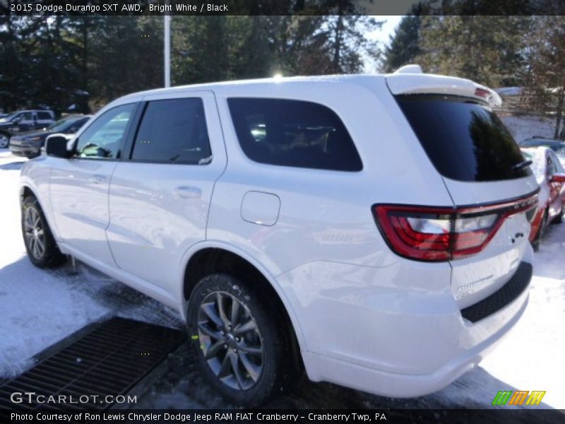 Bright White / Black 2015 Dodge Durango SXT AWD