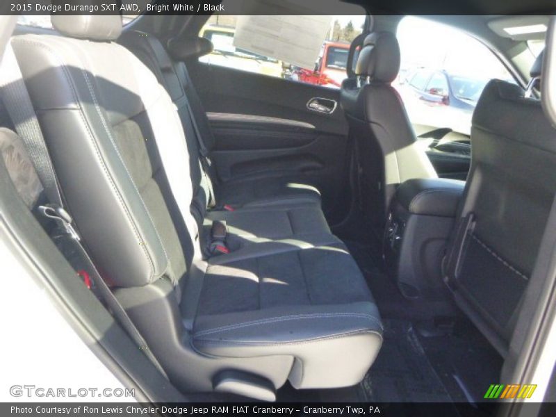 Bright White / Black 2015 Dodge Durango SXT AWD
