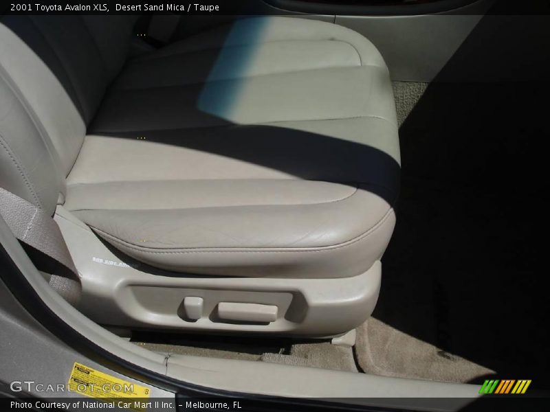 Desert Sand Mica / Taupe 2001 Toyota Avalon XLS