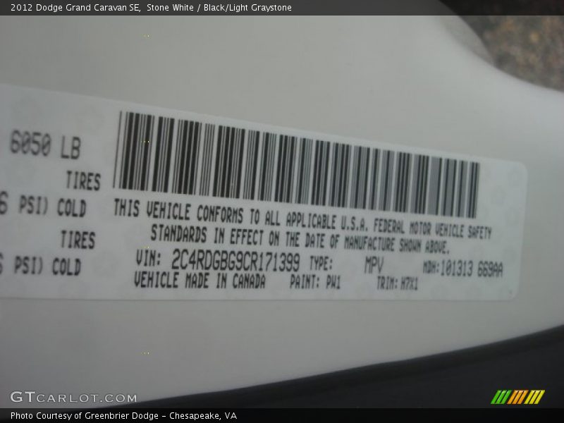 Stone White / Black/Light Graystone 2012 Dodge Grand Caravan SE