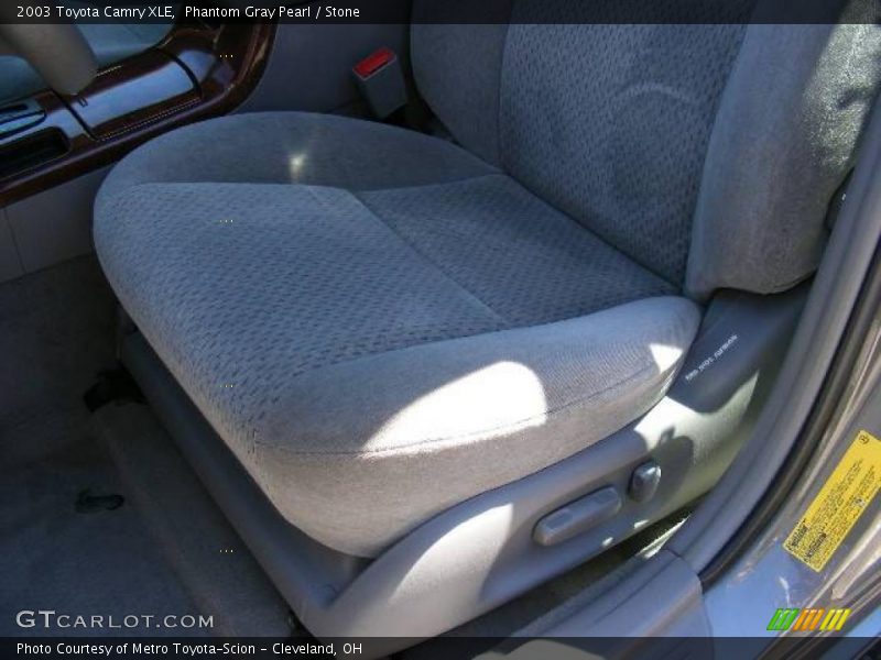 Phantom Gray Pearl / Stone 2003 Toyota Camry XLE