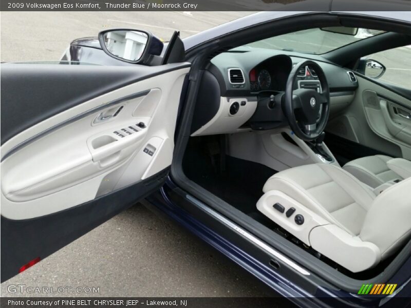  2009 Eos Komfort Moonrock Grey Interior
