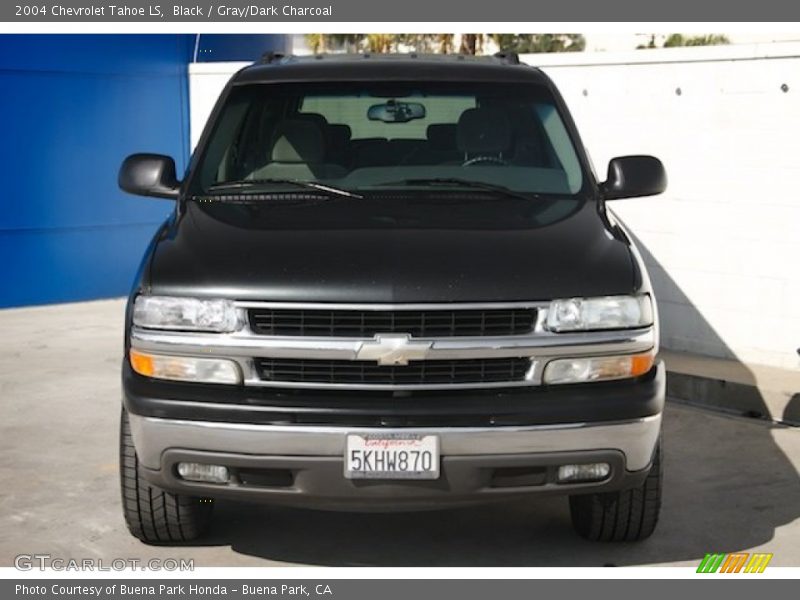 Black / Gray/Dark Charcoal 2004 Chevrolet Tahoe LS