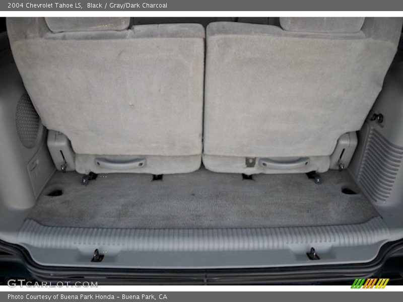 Black / Gray/Dark Charcoal 2004 Chevrolet Tahoe LS