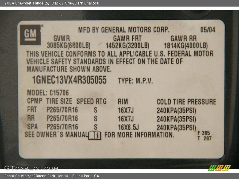 Black / Gray/Dark Charcoal 2004 Chevrolet Tahoe LS