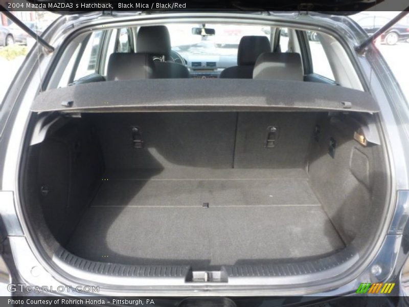 Black Mica / Black/Red 2004 Mazda MAZDA3 s Hatchback