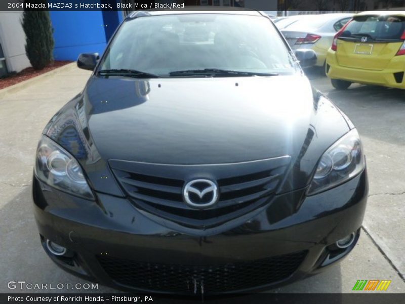 Black Mica / Black/Red 2004 Mazda MAZDA3 s Hatchback