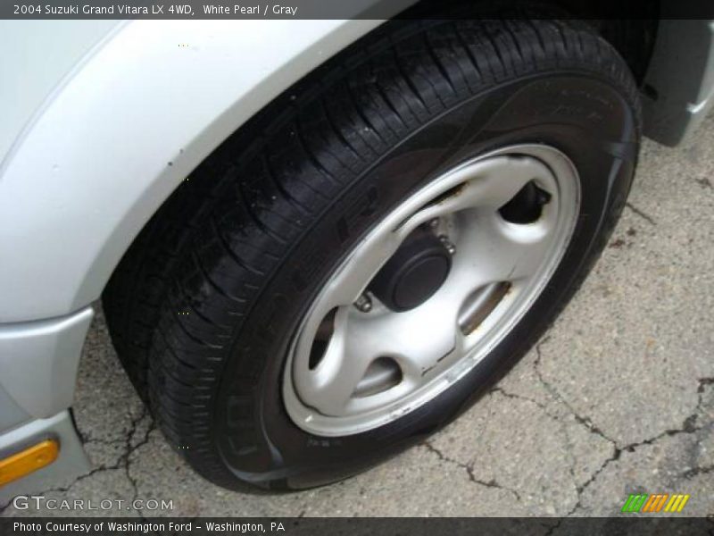 White Pearl / Gray 2004 Suzuki Grand Vitara LX 4WD