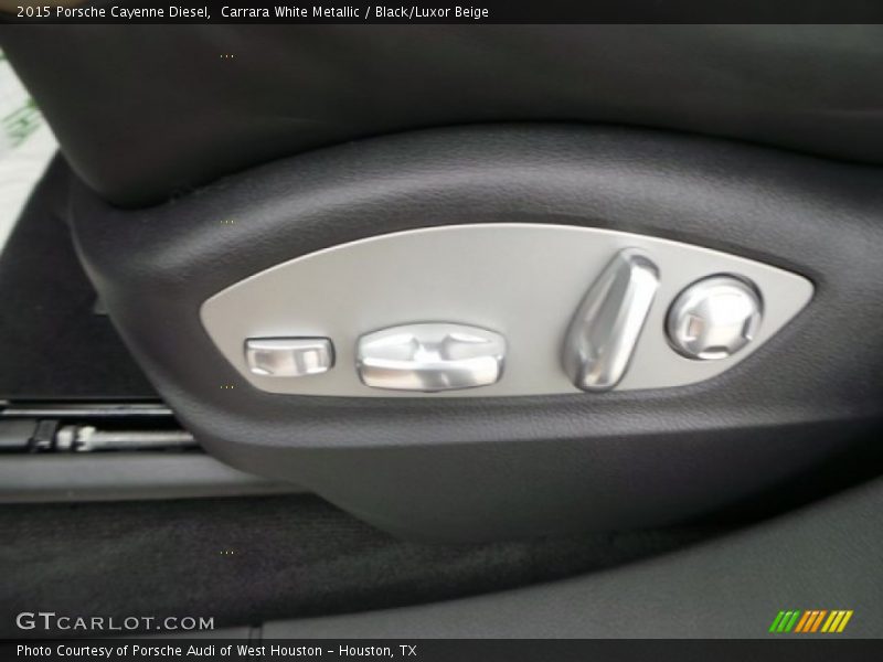 Carrara White Metallic / Black/Luxor Beige 2015 Porsche Cayenne Diesel