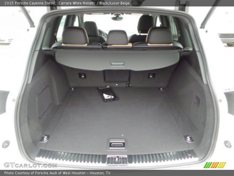  2015 Cayenne Diesel Trunk