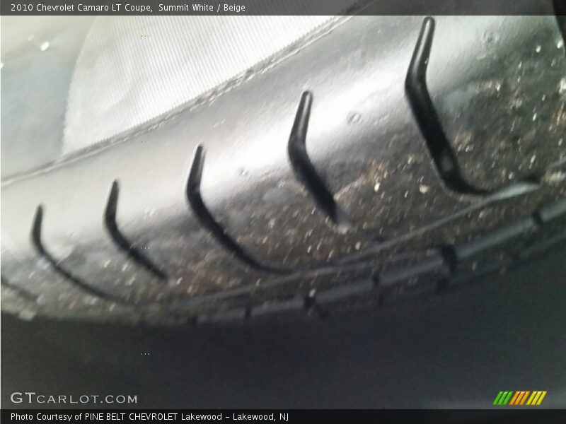 Summit White / Beige 2010 Chevrolet Camaro LT Coupe