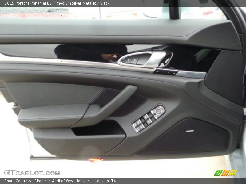 Door Panel of 2015 Panamera S