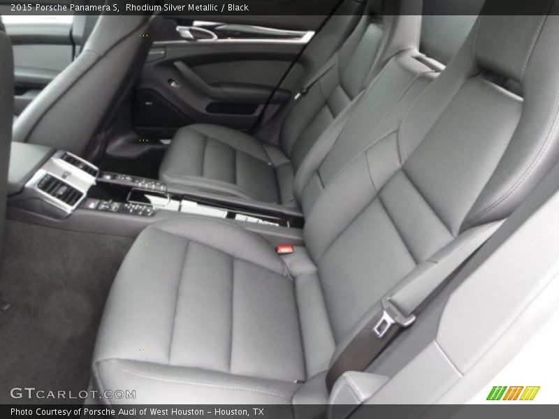 Rear Seat of 2015 Panamera S