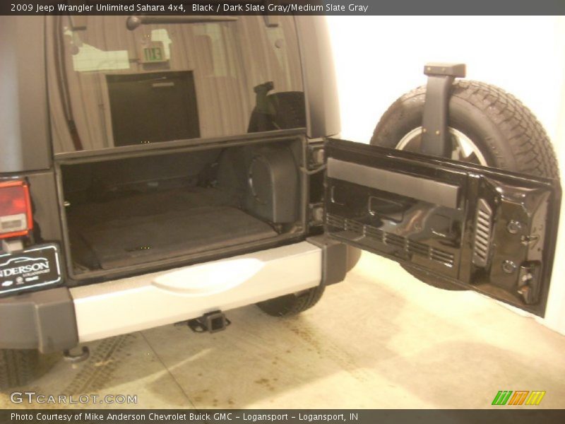 Black / Dark Slate Gray/Medium Slate Gray 2009 Jeep Wrangler Unlimited Sahara 4x4