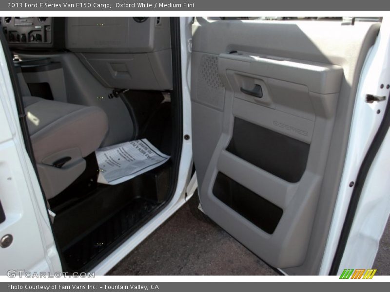 Oxford White / Medium Flint 2013 Ford E Series Van E150 Cargo