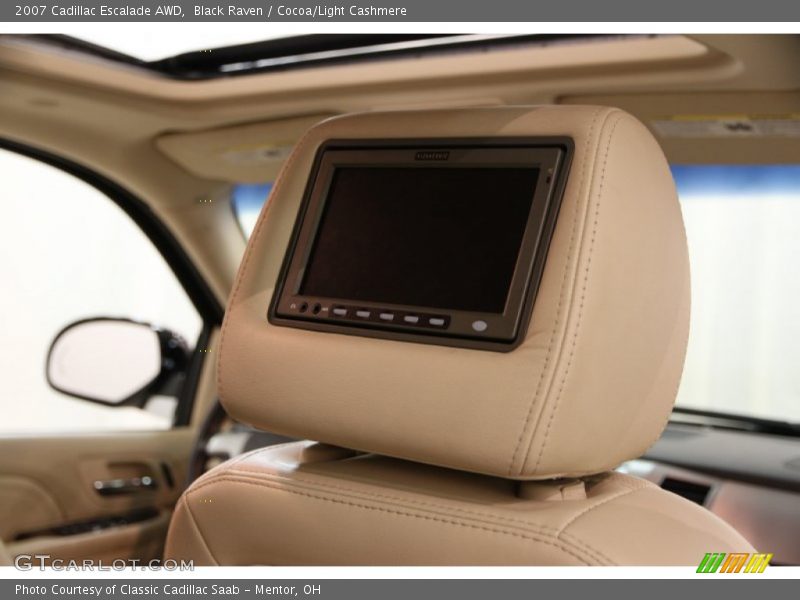Black Raven / Cocoa/Light Cashmere 2007 Cadillac Escalade AWD