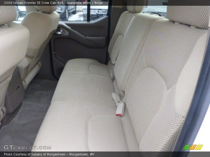Avalanche White / Beige 2009 Nissan Frontier SE Crew Cab 4x4