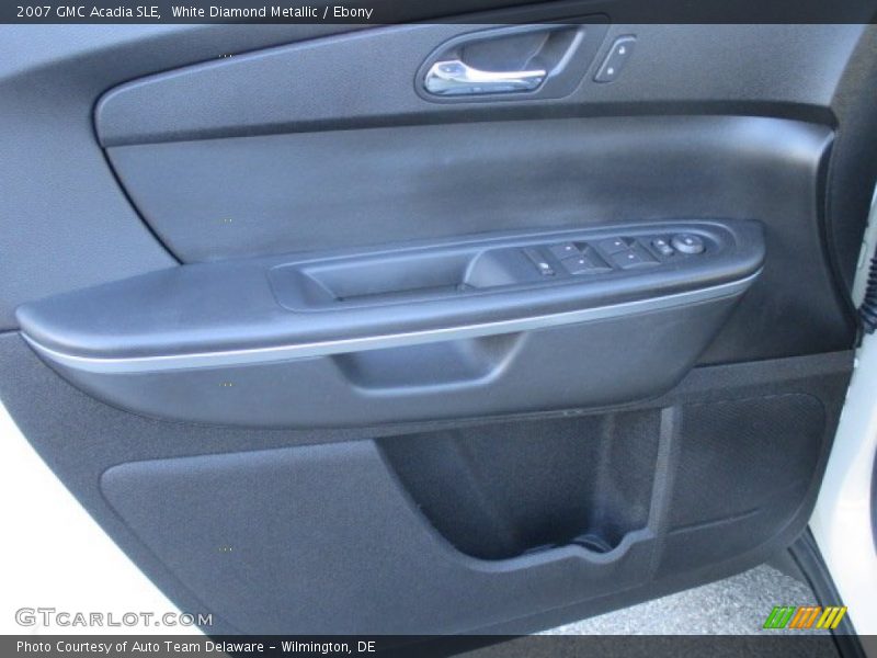 White Diamond Metallic / Ebony 2007 GMC Acadia SLE