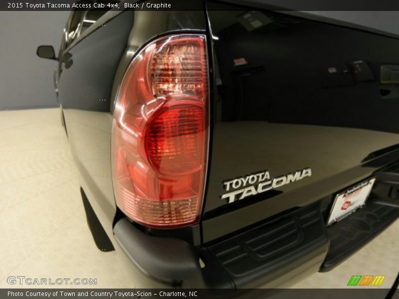 Black / Graphite 2015 Toyota Tacoma Access Cab 4x4
