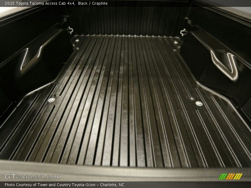Black / Graphite 2015 Toyota Tacoma Access Cab 4x4