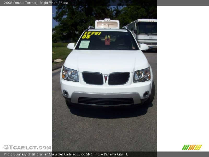 Bright White / Sand 2008 Pontiac Torrent