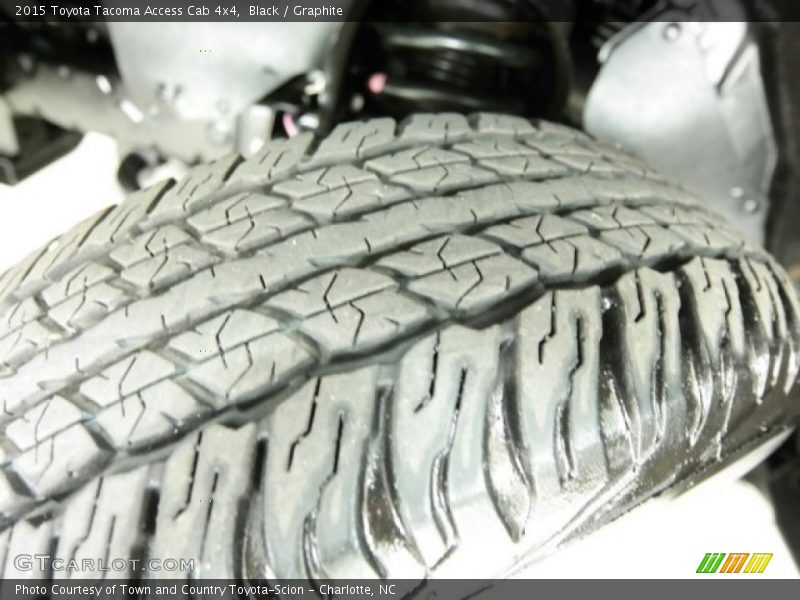 Black / Graphite 2015 Toyota Tacoma Access Cab 4x4