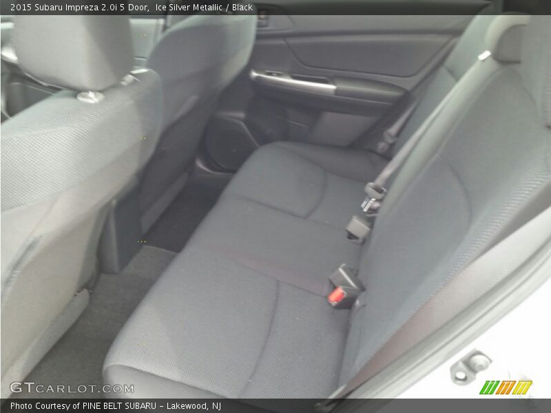 Ice Silver Metallic / Black 2015 Subaru Impreza 2.0i 5 Door