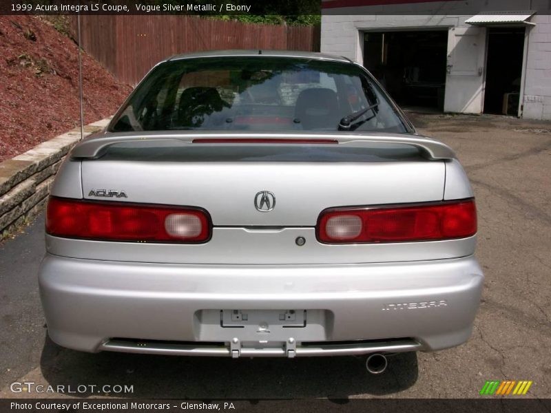 Vogue Silver Metallic / Ebony 1999 Acura Integra LS Coupe