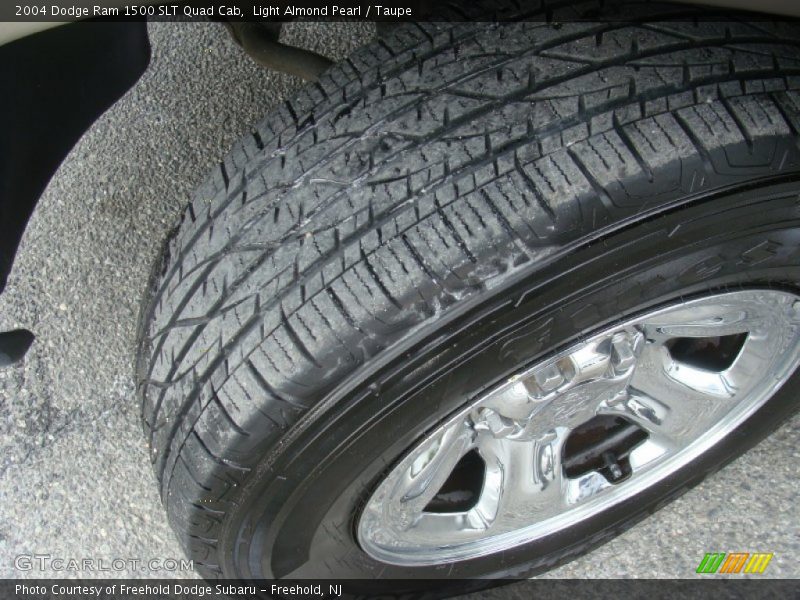 Light Almond Pearl / Taupe 2004 Dodge Ram 1500 SLT Quad Cab