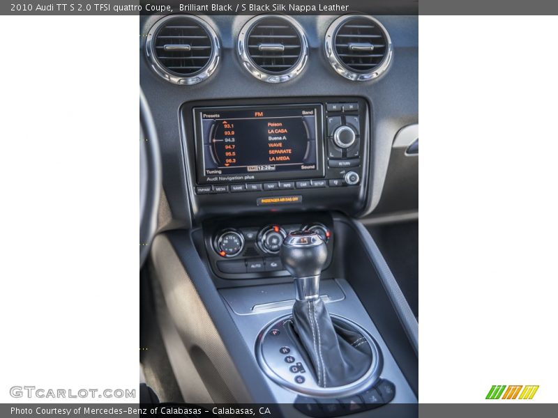 Controls of 2010 TT S 2.0 TFSI quattro Coupe