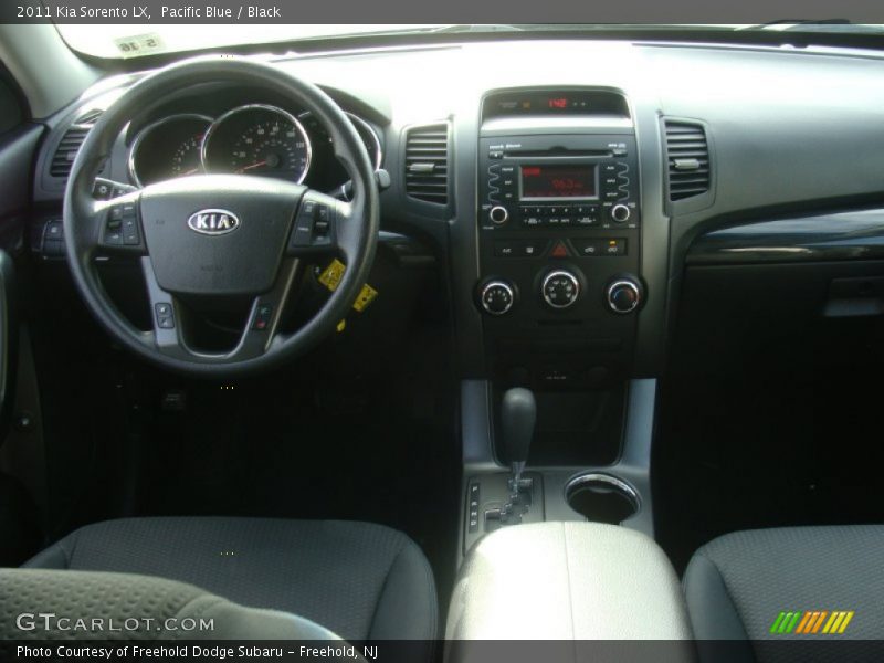 Pacific Blue / Black 2011 Kia Sorento LX