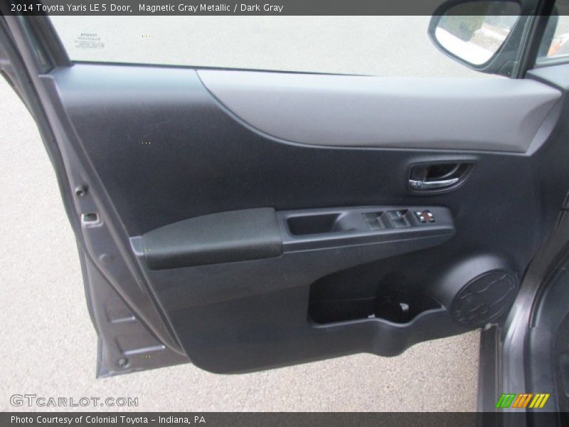 Magnetic Gray Metallic / Dark Gray 2014 Toyota Yaris LE 5 Door