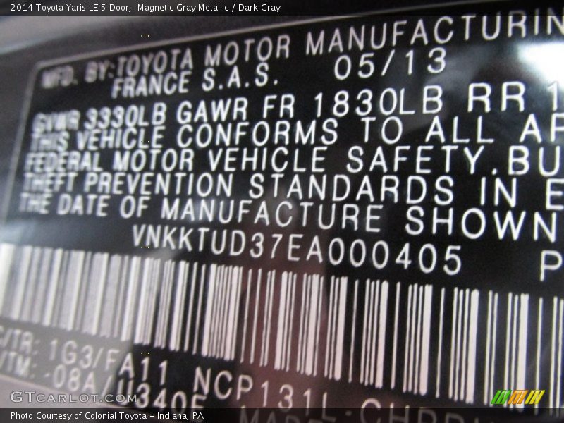 Magnetic Gray Metallic / Dark Gray 2014 Toyota Yaris LE 5 Door