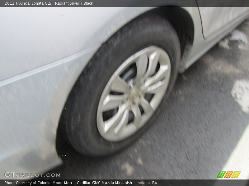 Radiant Silver / Black 2012 Hyundai Sonata GLS