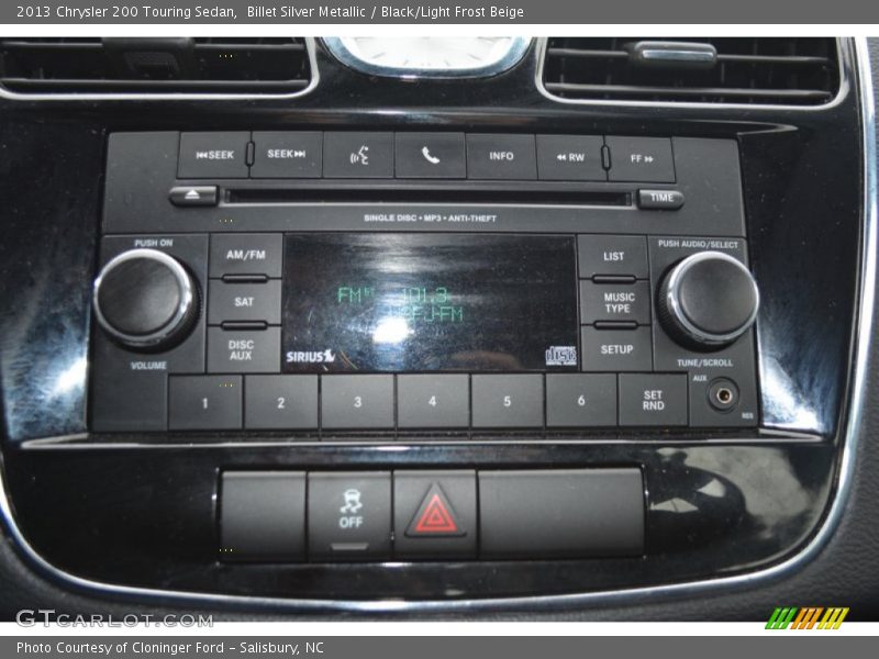 Billet Silver Metallic / Black/Light Frost Beige 2013 Chrysler 200 Touring Sedan