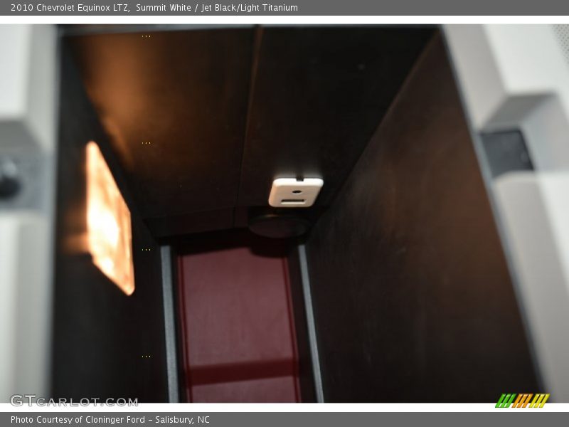 Summit White / Jet Black/Light Titanium 2010 Chevrolet Equinox LTZ