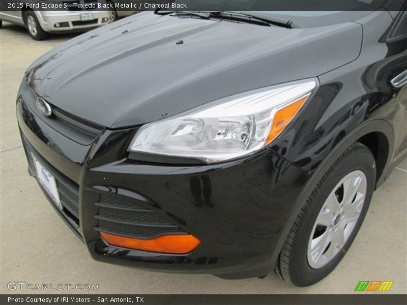 Tuxedo Black Metallic / Charcoal Black 2015 Ford Escape S